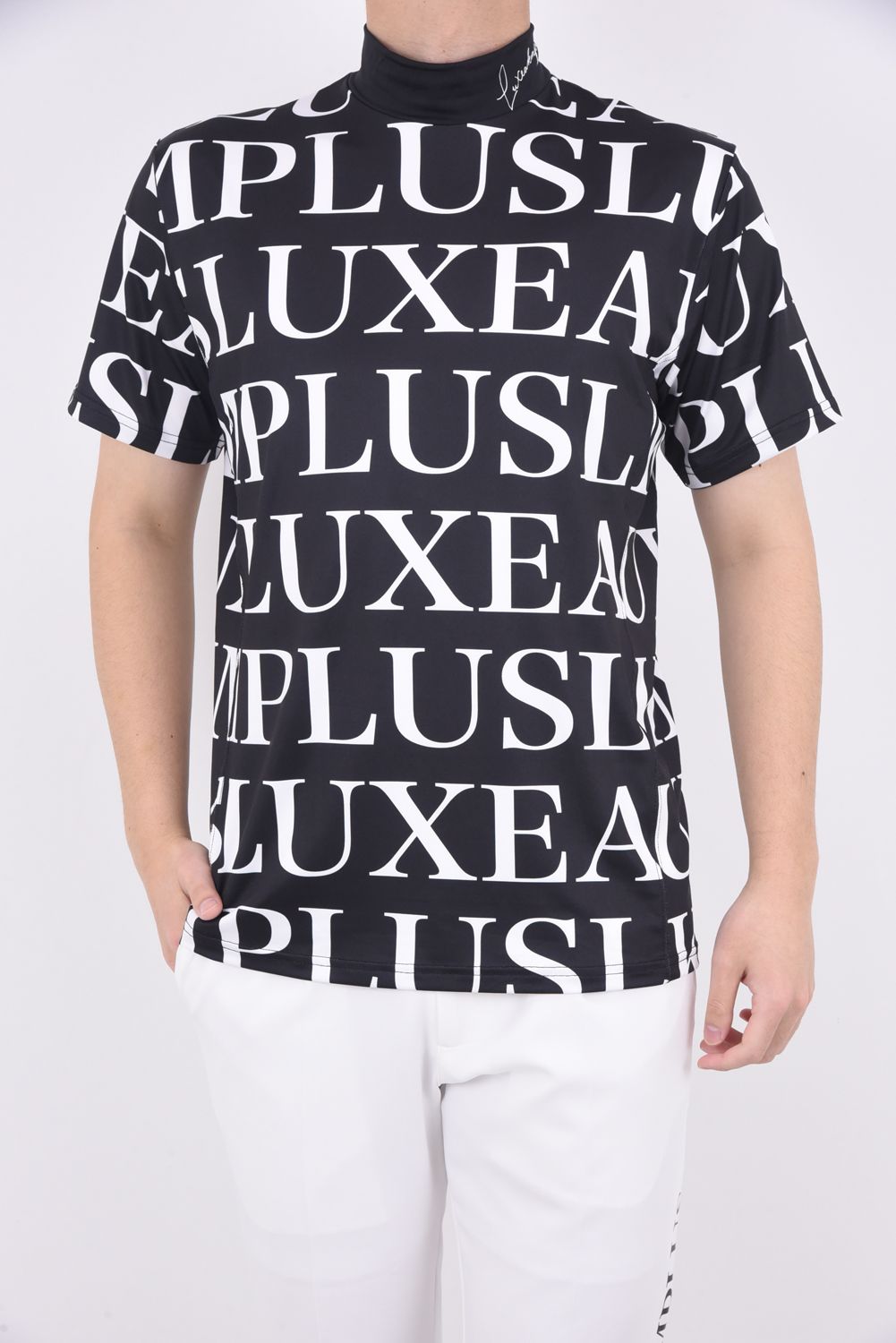 HORIZONTAL PATTERN MOCK NECK T-SHIRTS / 総柄ロゴ モックネック 半袖Tシャツ (ブラック)
