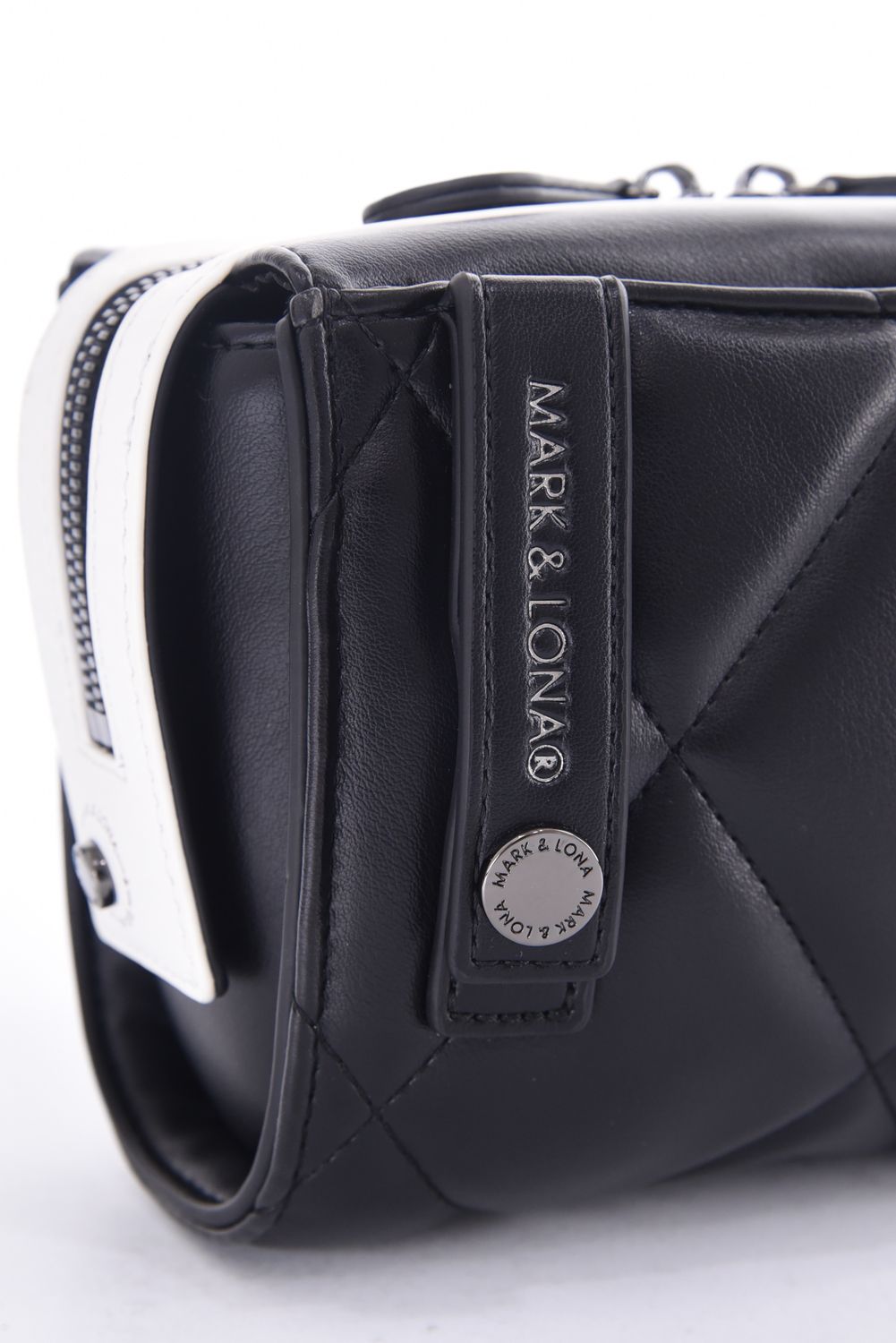 ETERNAL QUILTED 2-WAY BELT BAG / シンセティックレザー サークルスカル キルティング 2WAYウエストポーチ (ブラック)