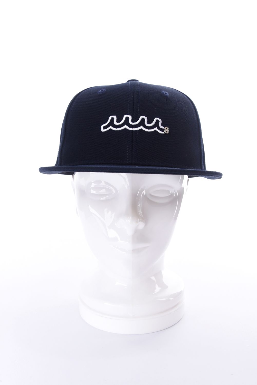 【26SS】 WAVE FLAT BILL CAP / ウェーブ刺繍 メタルロゴ フラットキャップ (ネイビー)