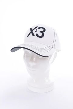 【26AW】 KIX3 BASIC LOGO CAP / ブランドロゴ刺繡 キャップ (ホワイト/ブラック)