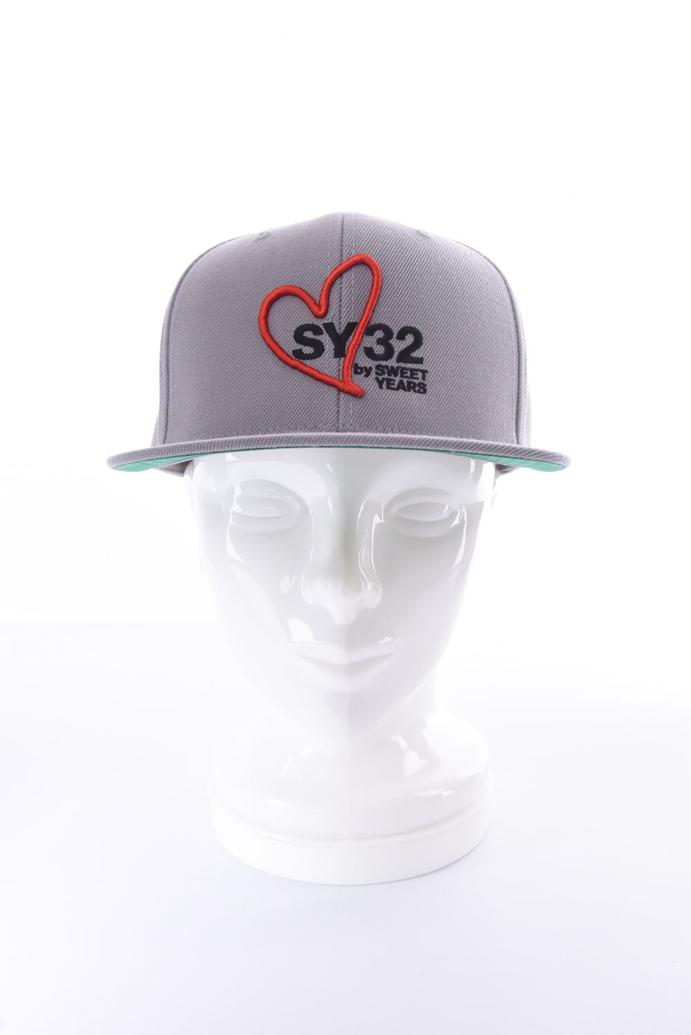 【26SS】 HEART MIX LOGO SNAPBACK CAP / ブランドロゴ刺繍 スナップバック フラットキャップ (グレー)