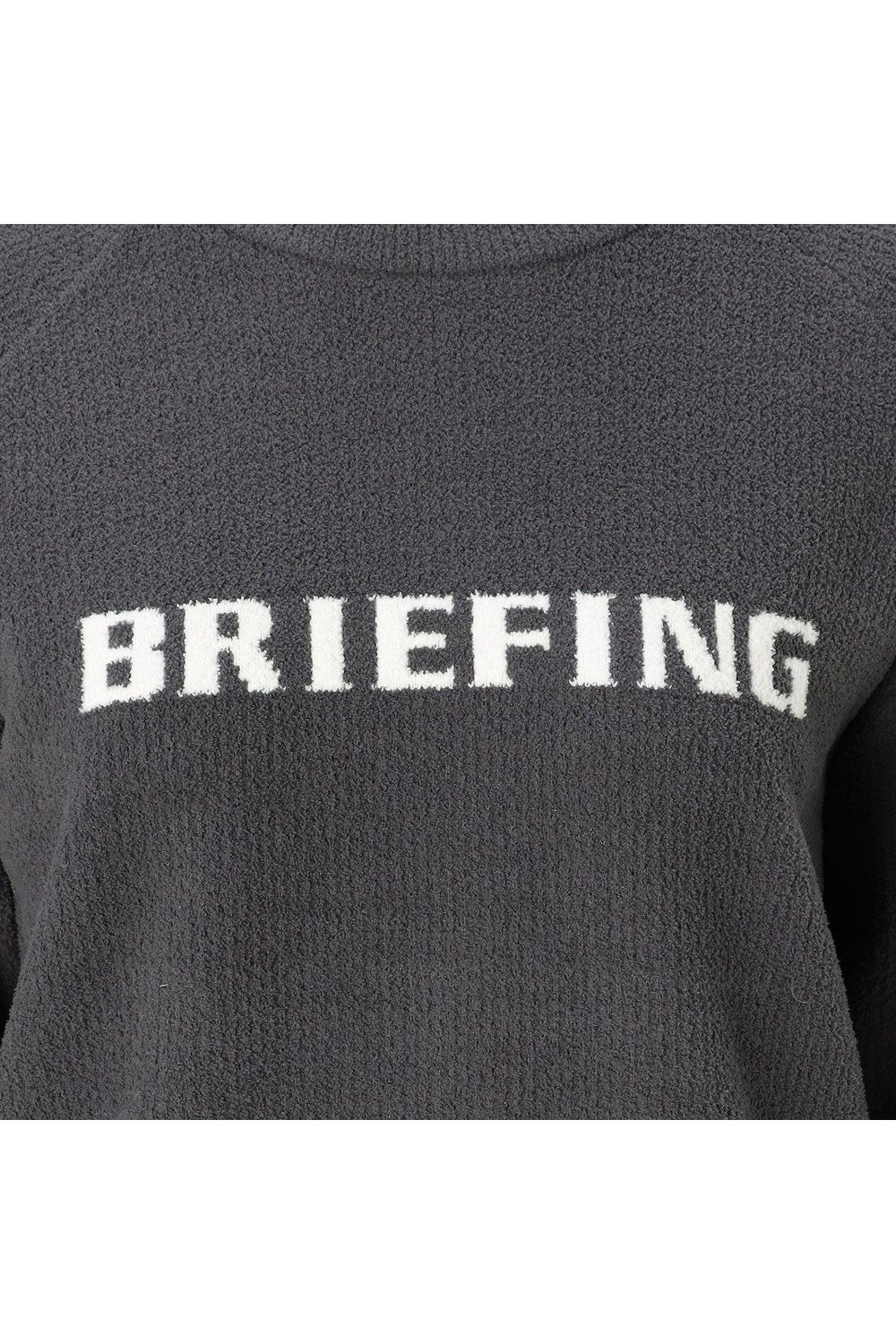 【26AW】【レディース】 WOMEN’S AIRY YARN KNIT CREWNECK / エアリーファブリック ブランドロゴ クルーネックニット (チャコール)