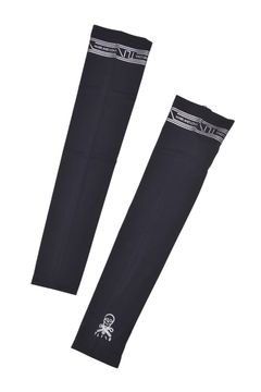 MARK ＆ LONA - 【26SS】【T-LINE】 ARM COVER / ブランドロゴ箔