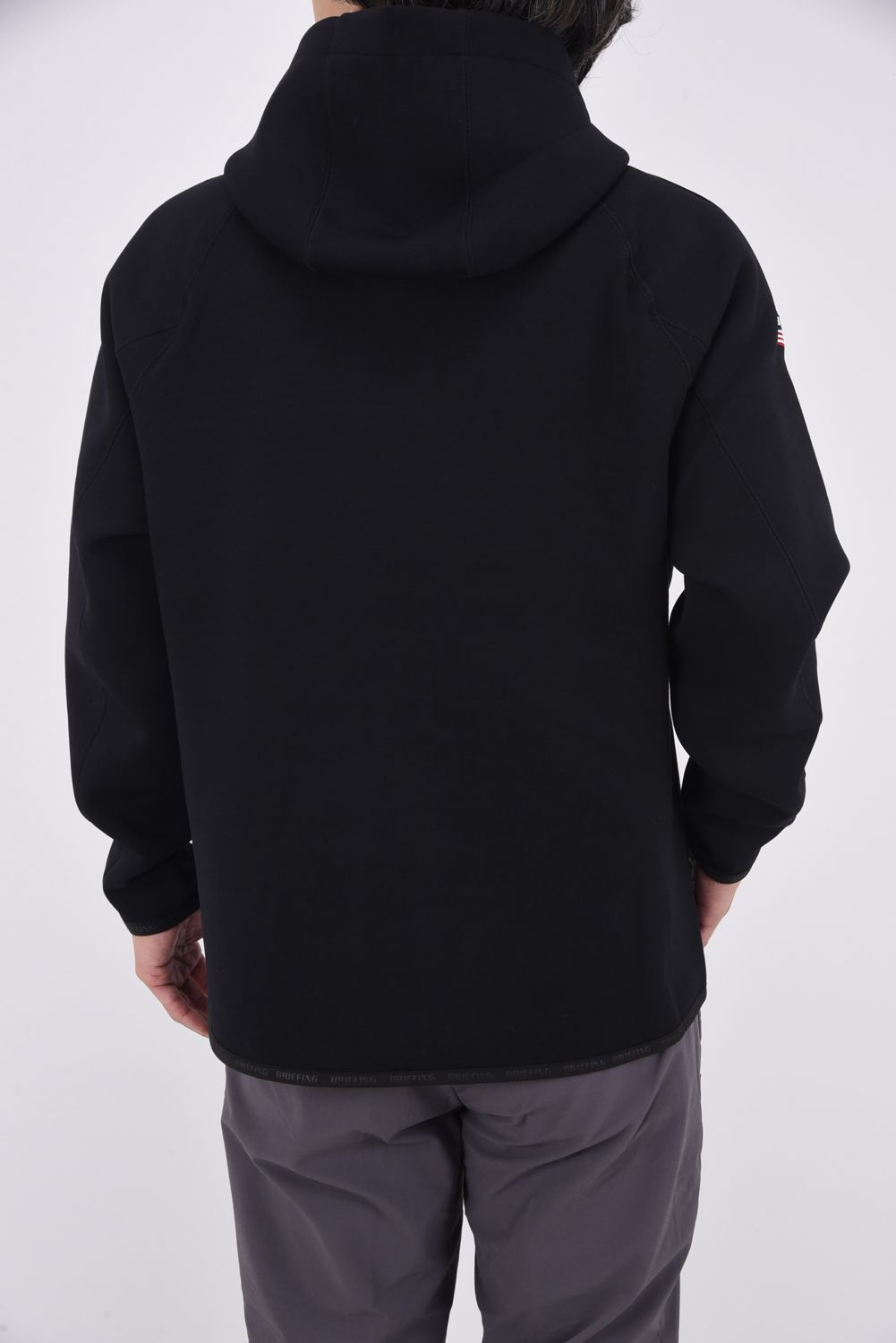 MEN’S LOGO HOODIE / フロッキープリント ダンボールニット プルオーバー フーディー (ブラック)