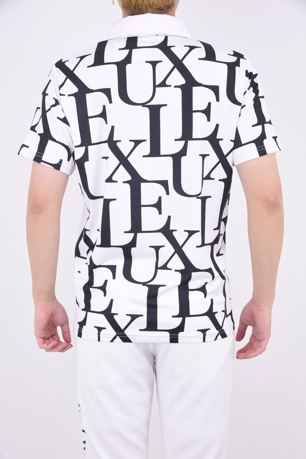 LUXE PATTERN POLO SHIRTS / 総柄ロゴ 半袖ポロシャツ ホワイト