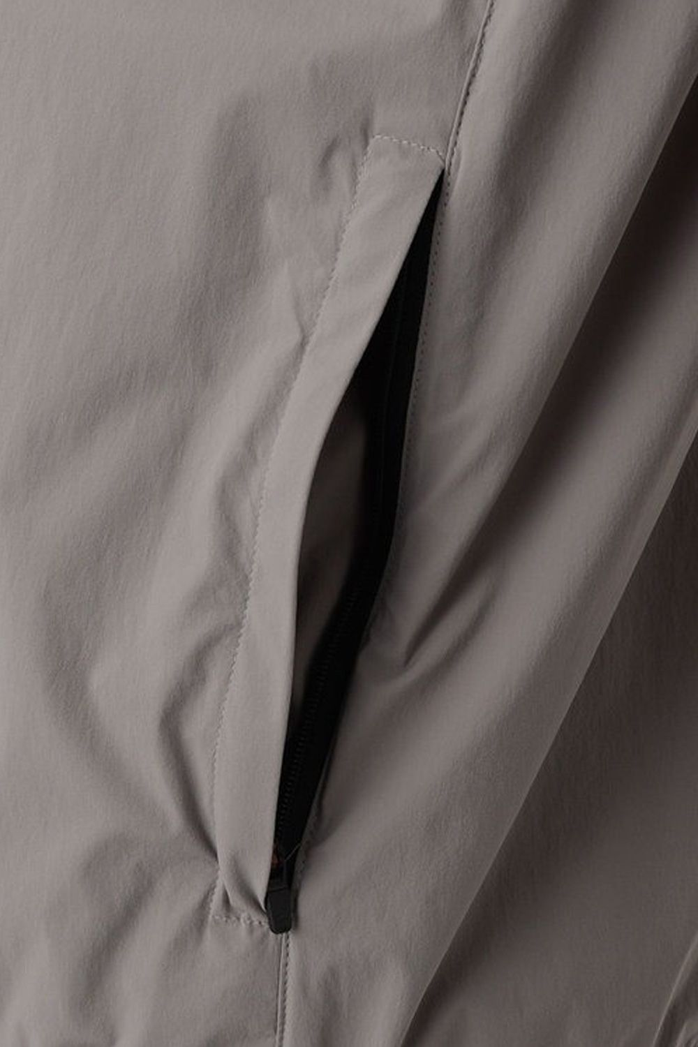 【25AW】 POCKETABLE WIND BLOUSON / ポケッタブルウィンド ブルゾン (グレー)