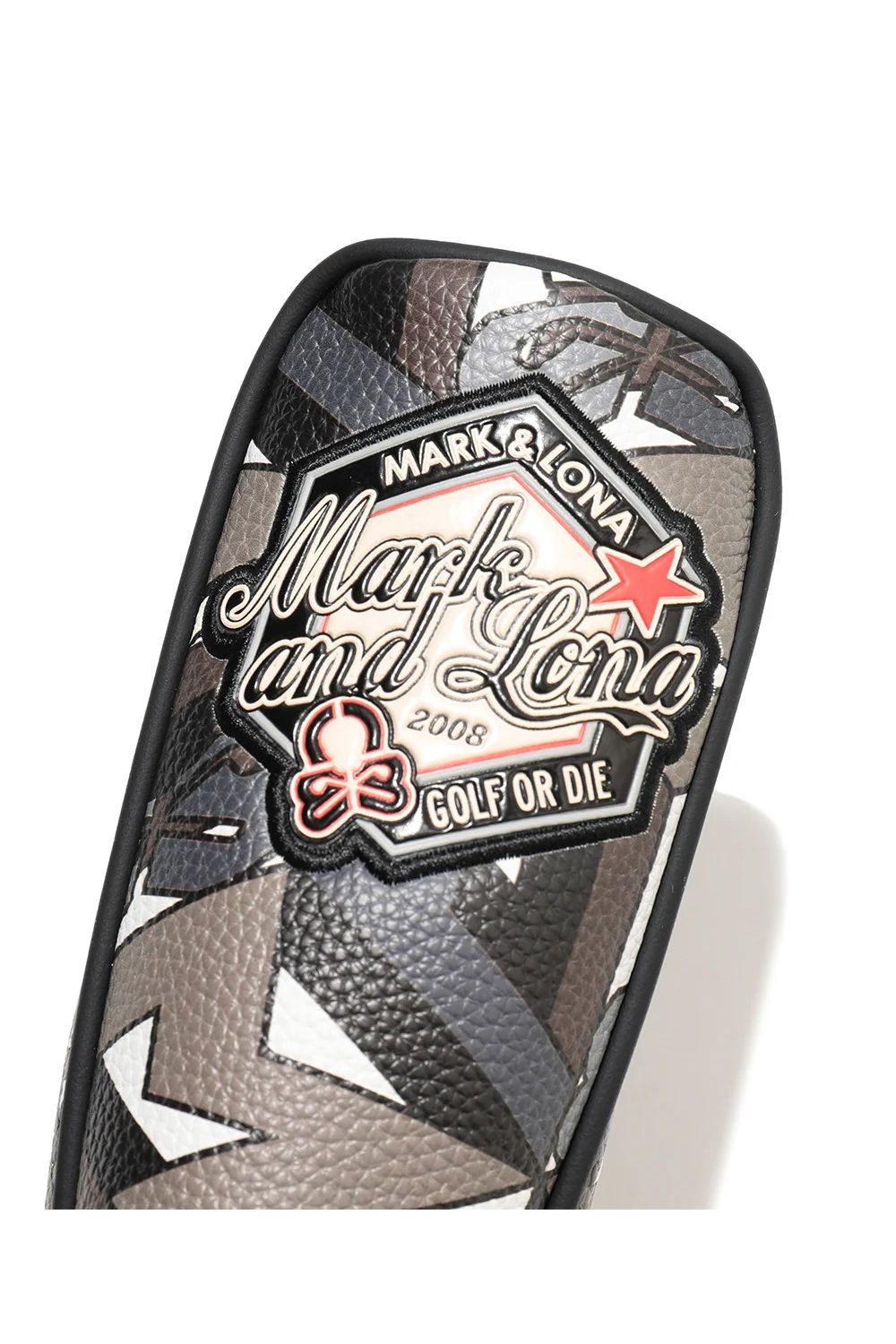【26AW】 PRISME PUTTER COVER / 3Dキューブパターン シンセティックレザー ピンタイプ パターカバー (ブラック)