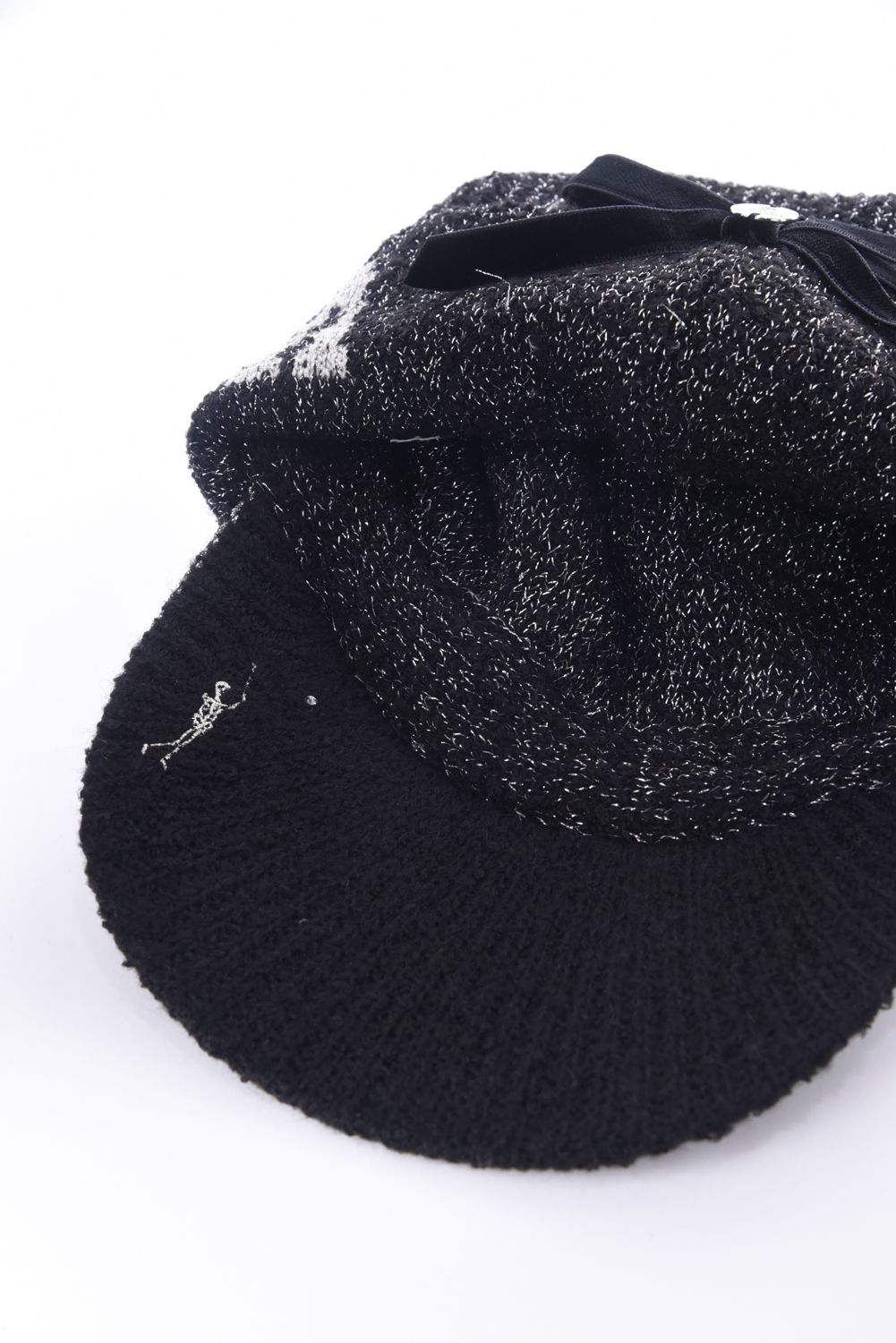 【レディース】 SCOPE POM VISOR BEANIE / ラメ糸 ブランドロゴジャカード 梵天付きニットキャップ (ブラック)