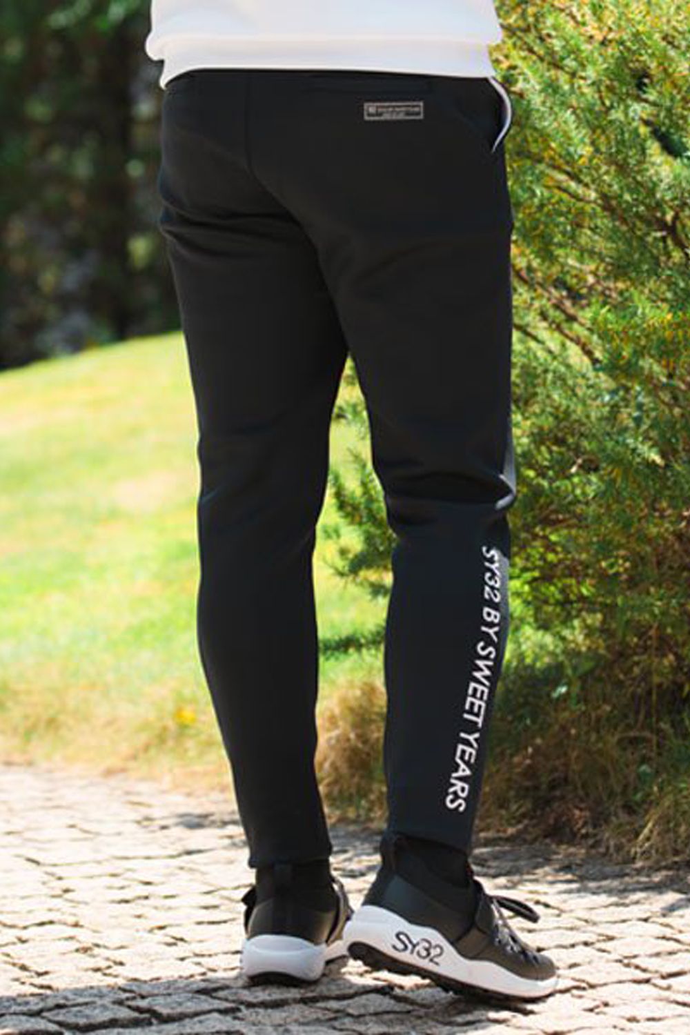 DOUBLE FACE CARDBOARD PANTS / ロゴ ストレッチダンボール テーパードパンツ (ブラック)*