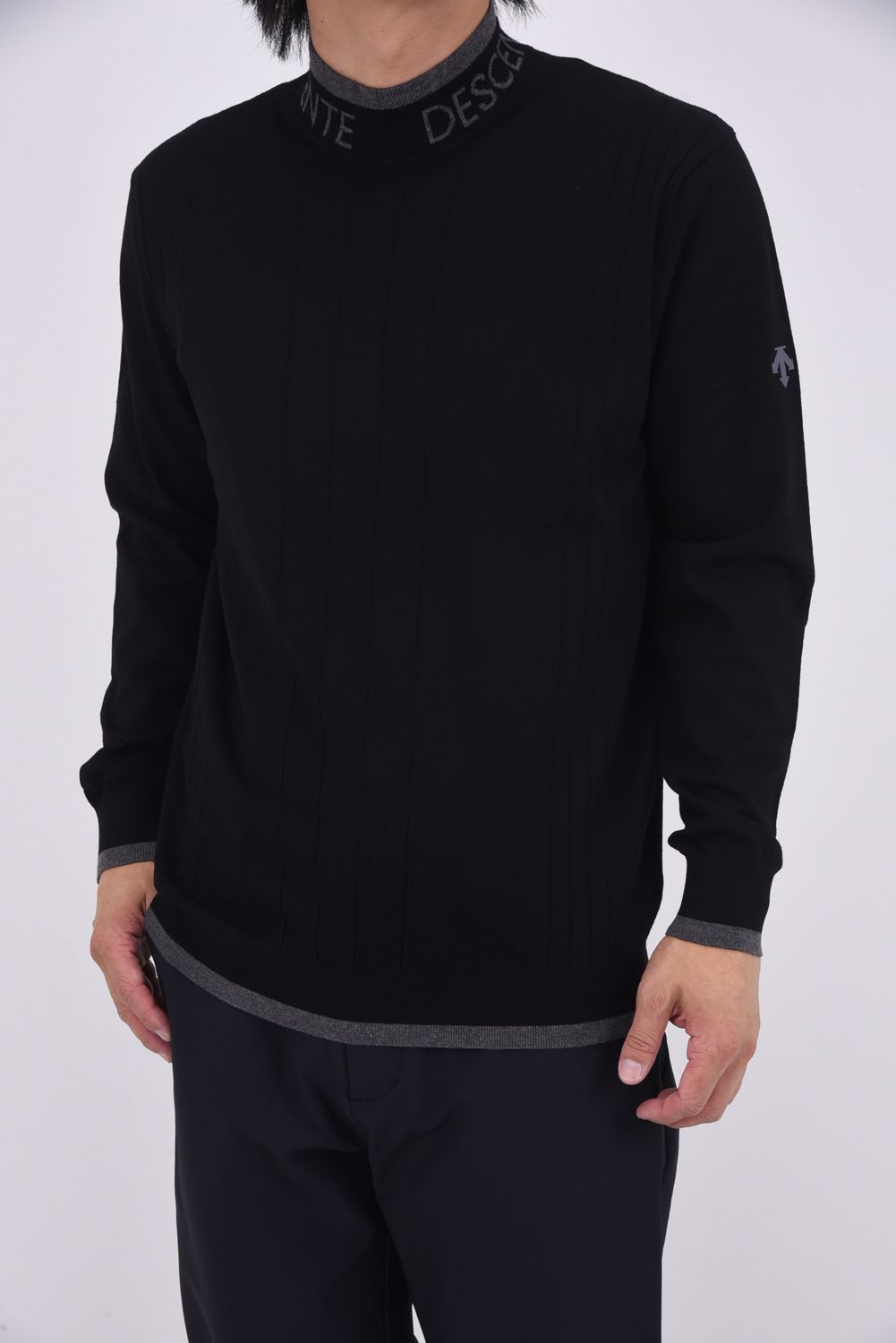 【25AW】 レーヨン混モックネックセーター (ブラック)