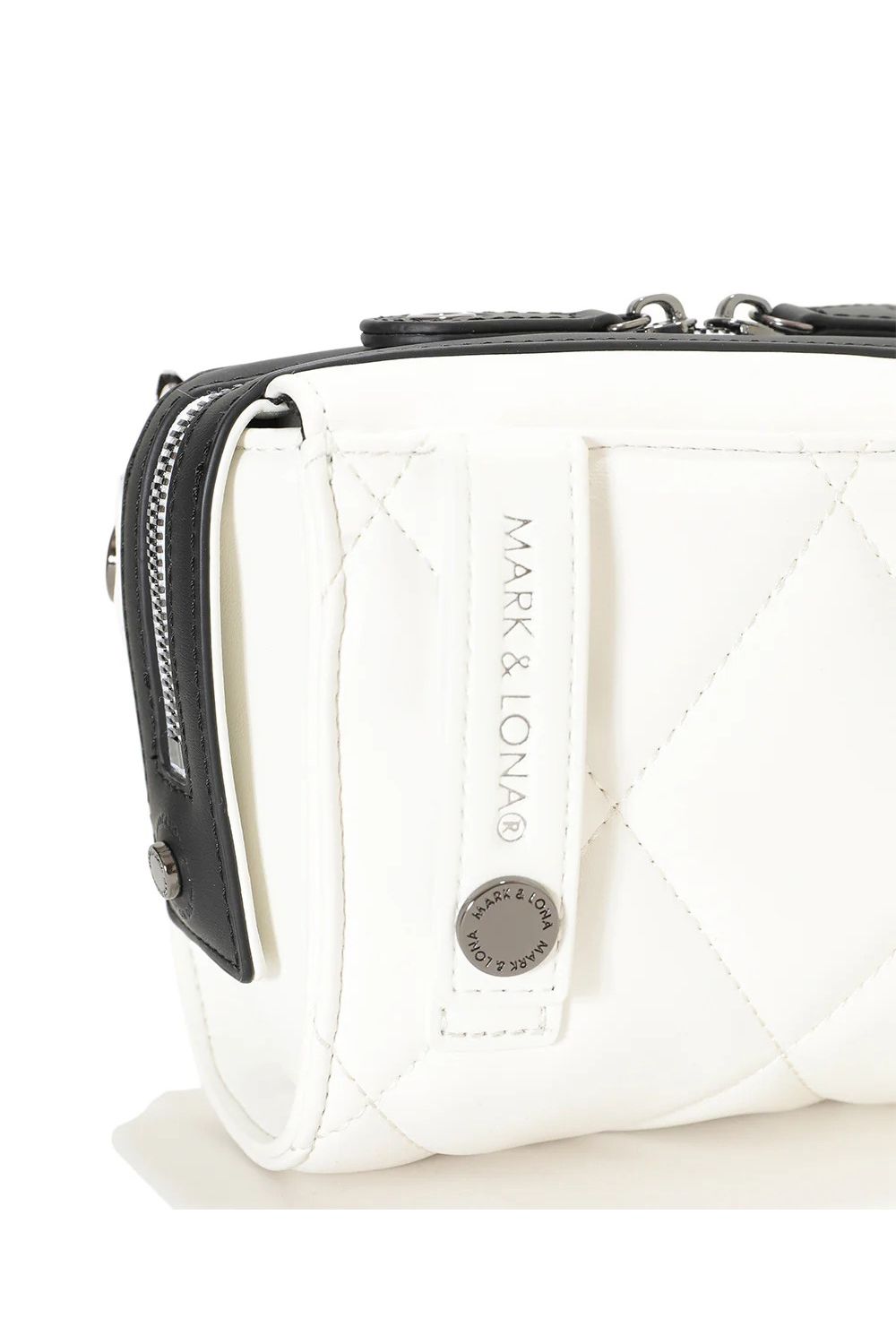 ETERNAL QUILTED 2-WAY BELT BAG / シンセティックレザー サークルスカル キルティング 2WAYウエストポーチ (ホワイト)