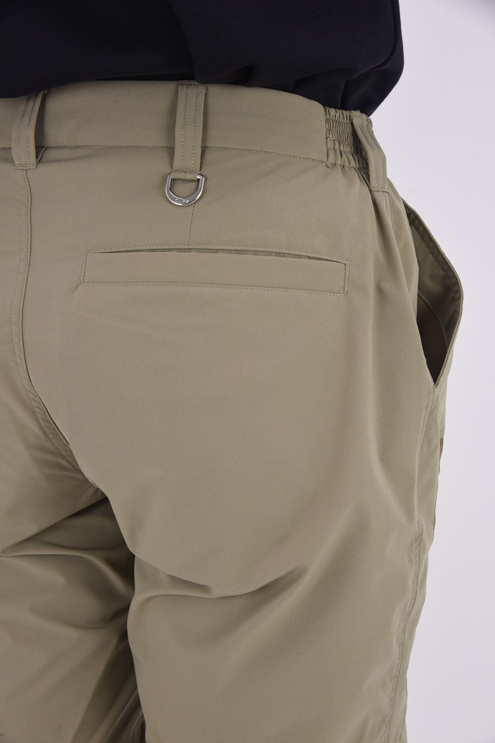 【26SS】 TAFFETA SHORT PANTS / ドライ＆フリーモーション ショートパンツ (ベージュ)