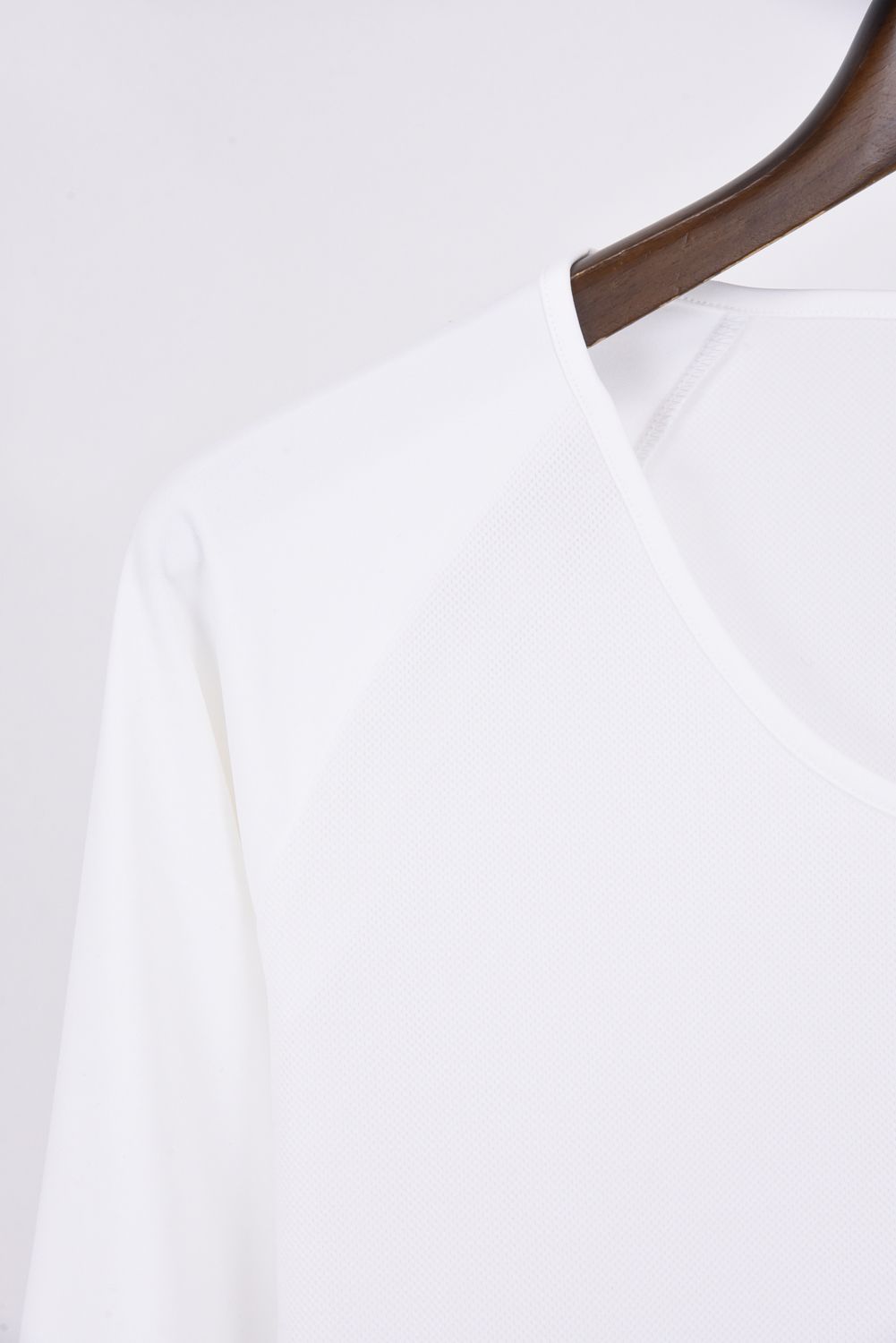 【レディース】 WOMNENS UNDER SHIRT / ブランドロゴ Uネック ストレッチ アンダーシャツ (ホワイト)
