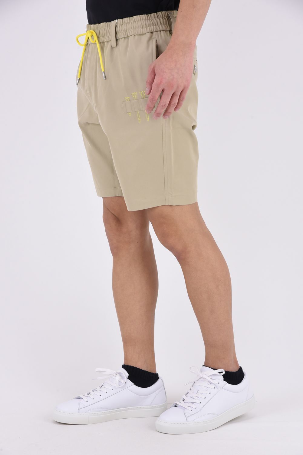 【26SS】 QUADRA PERFORMANCE TWILL GOLF SHORTS / ポリエステルツイル アイアンスカルロゴ刺繍 ショートパンツ (ベージュ)