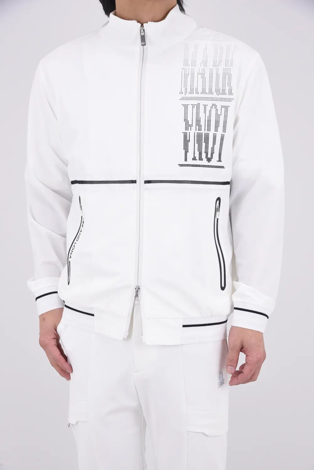 【26SS】【T-LINE】 GRADIENT PERFORMANCE JACKET / モノトーン ポリエステルトリコット ハイストレッチジャケット (ホワイト)