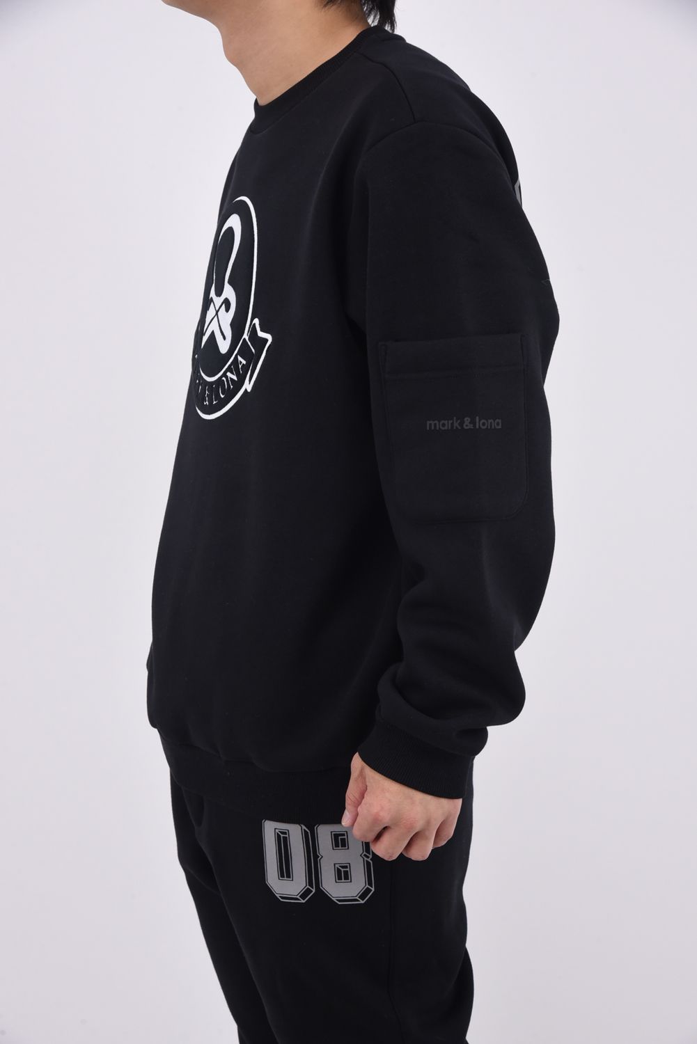 【2025AW】 PULLOVER / 裏フリース スウェット素材 ブランクスカル刺繍 プルオーバー (ブラック)