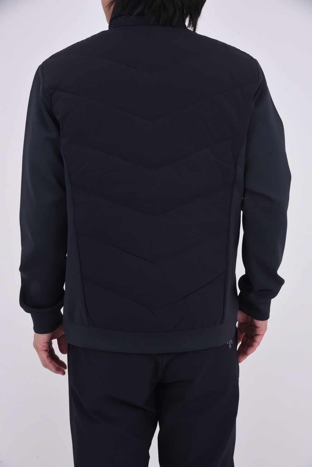 【25AW】 防風ハイブリッドダウンジャケット (ブラック)