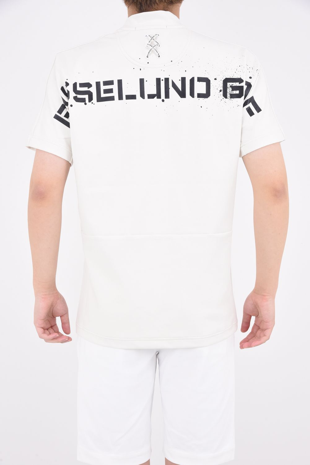 BACK LOGO S/S MOCK NECK SHIRT（SOLID) / 6ホールアイレットデザイン ハイネック ダブルニット ホワイト