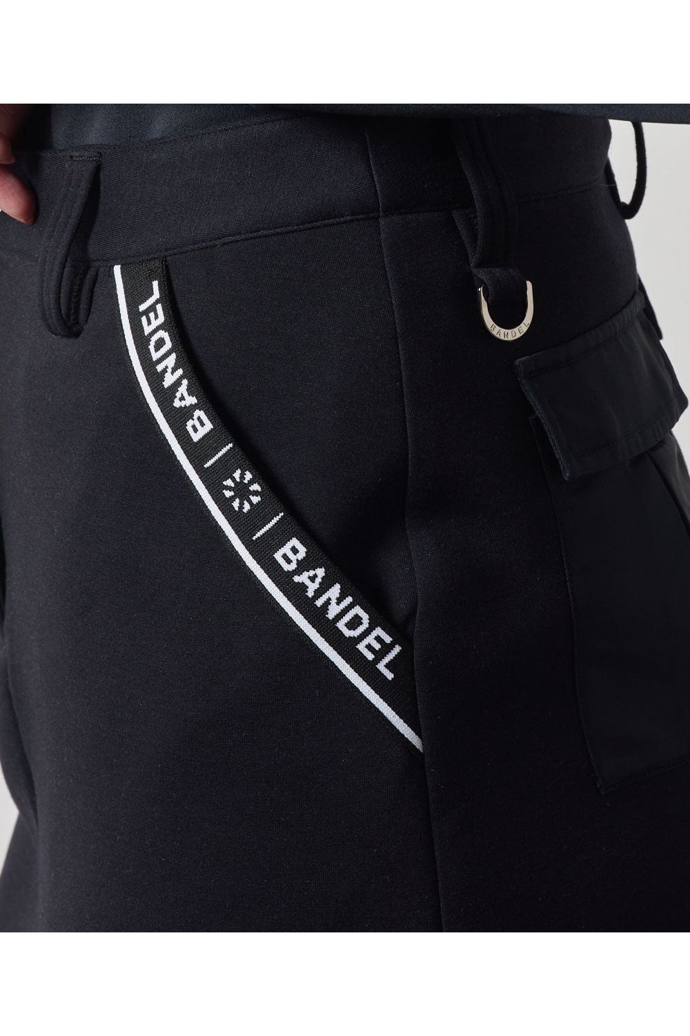 【レディース】 NYLON POCKET SKIRT / ダンボール素材 カーゴポケット スカート (ブラック)