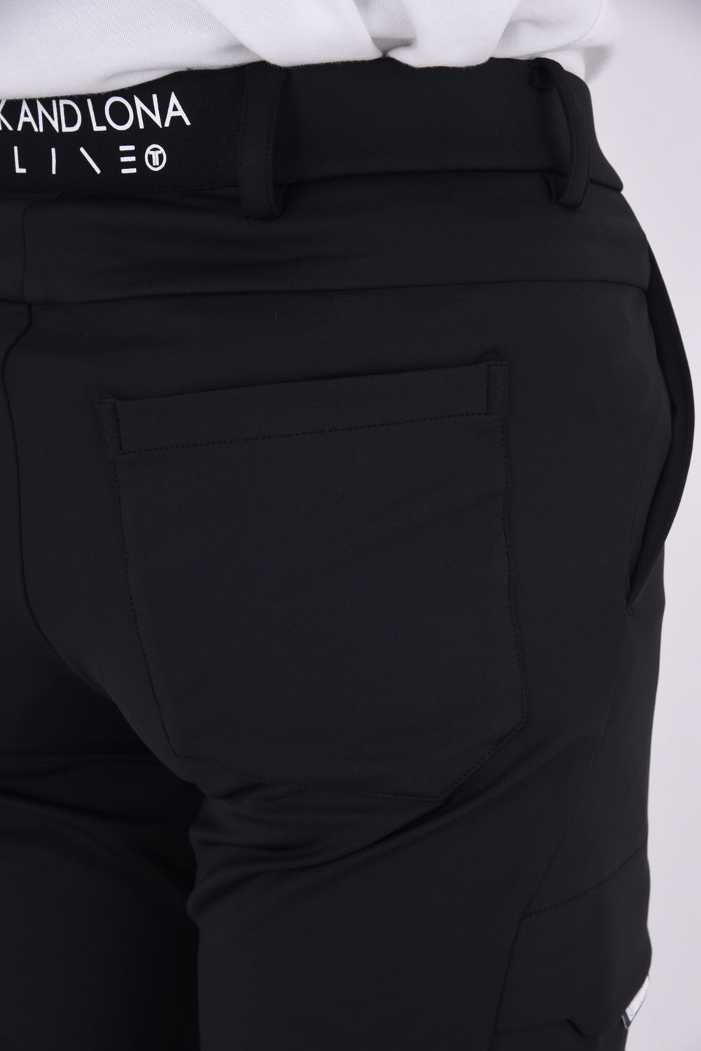 【26SS】【T-LINE】 CONTOUR FLEX CARGO JOGGER / モノトーン ポリエステルトリコット カーゴライクジョガーパンツ (ブラック)