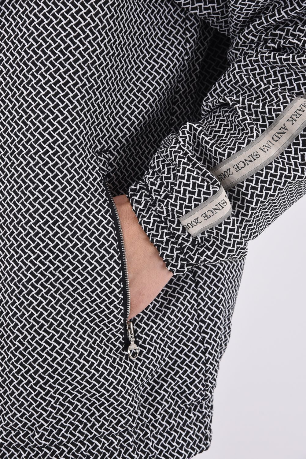 GARDA JERSEY JACKET / イントレチャートパターン ハイストレッチ ジャージーブルゾン (ブラック)