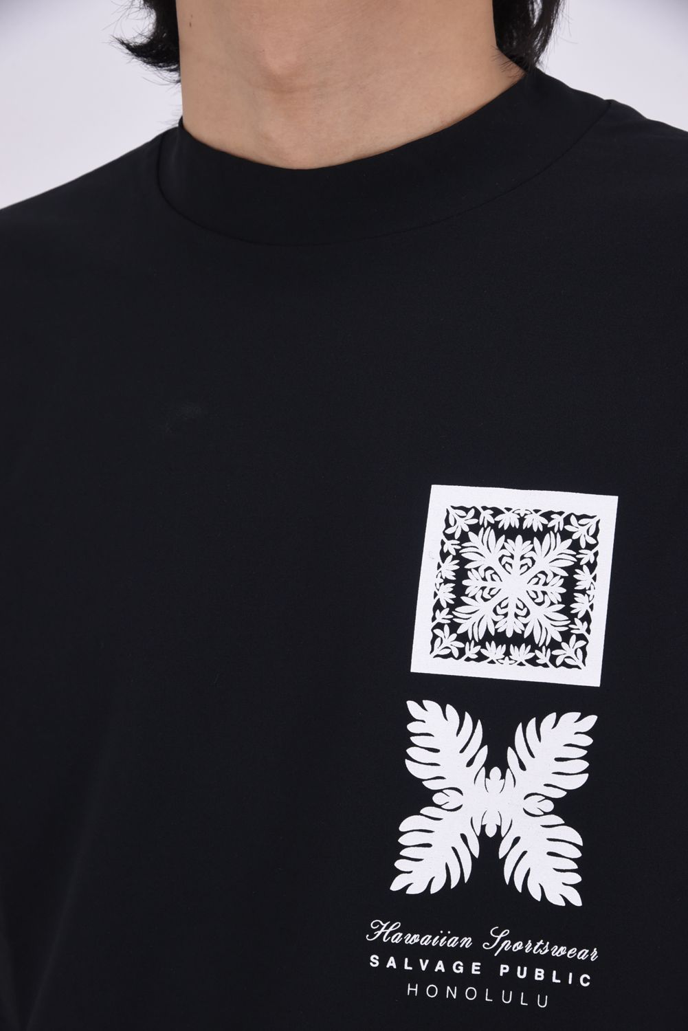 【26SS】 SURF Mockneck S/S(Nalu＆Turf) / NALU＆TURFプリント モックネックTシャツ (ブラック)