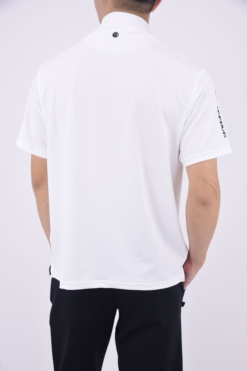 BRIEFING - SLEEVE LOGO HIGH NECK RELAXED FIT / スリーブ ロゴ