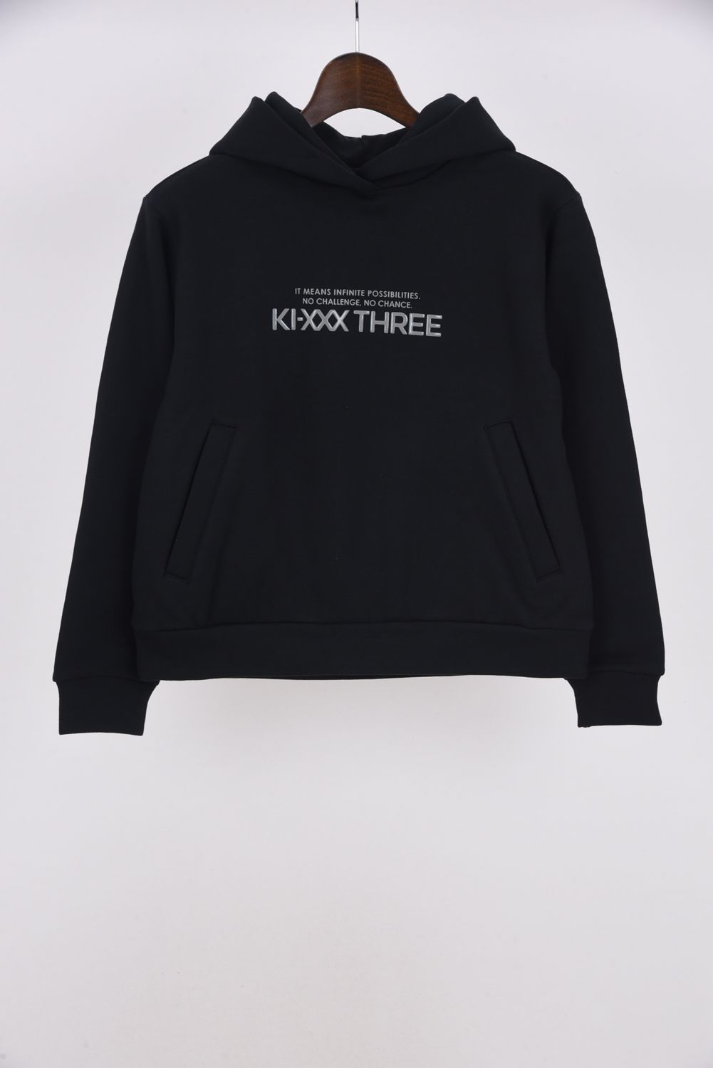 【25AW】【レディース】 KI-XXX THREE BACK PLEAT HOODIE / バック プリーツ フーディー (ブラック)