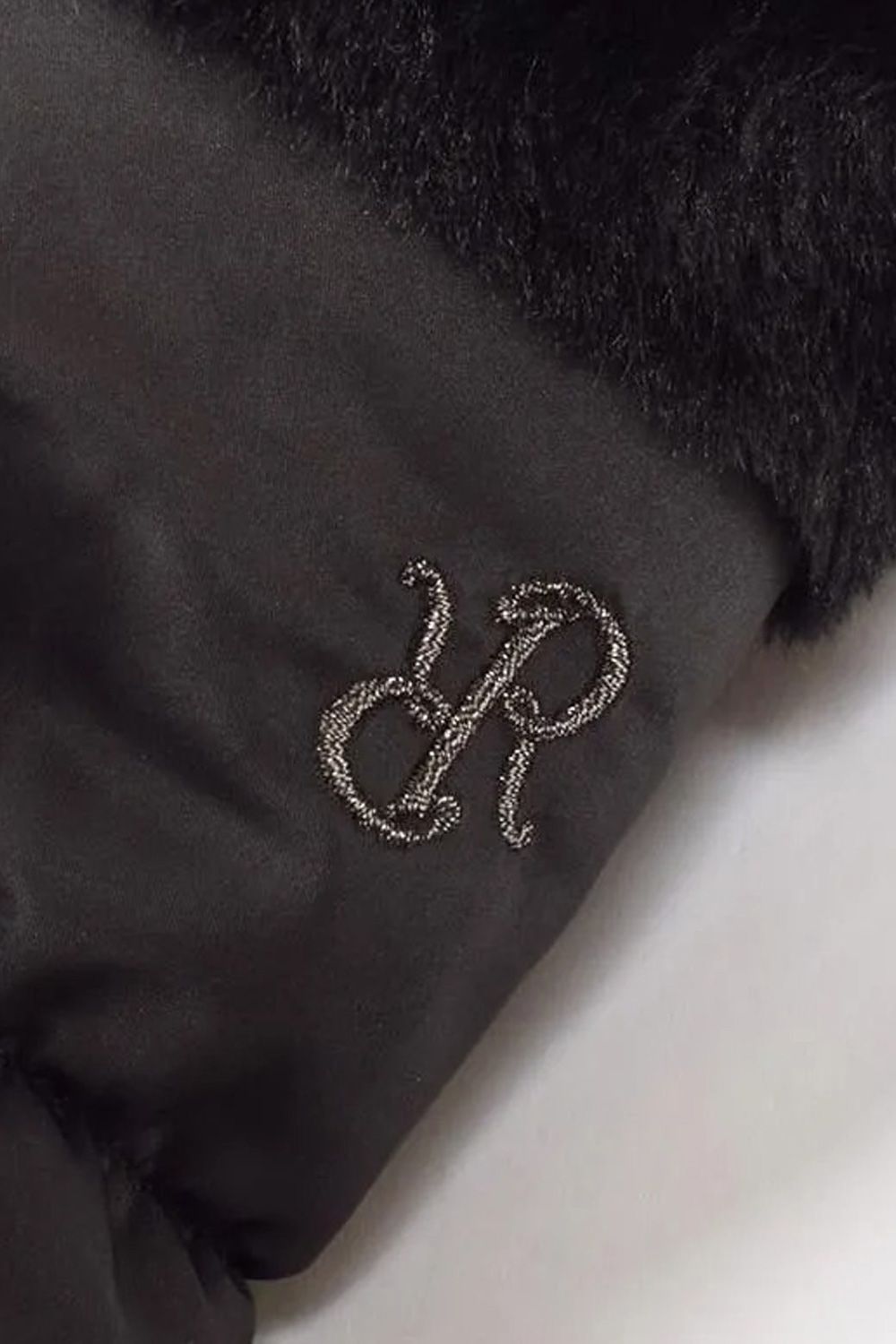 FUR BADETT LEG WARMERS / ファーバデット レッグウォーマー （ブラック）