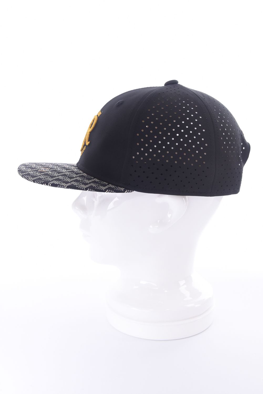 【26SS】 GM BRIM PUNCHING MESH CAP FLAT / パンチングメッシュ フラットキャップ (ブラック)