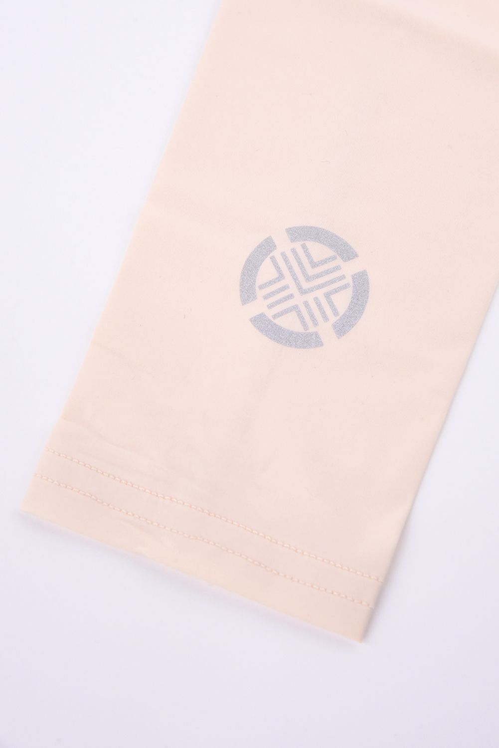 【26SS】【ユニセックス】【返品・交換不可】 ICE-TECH COOLING ARM SLEEVES / UVカット 接触冷感 アームカバー (ベージュ)