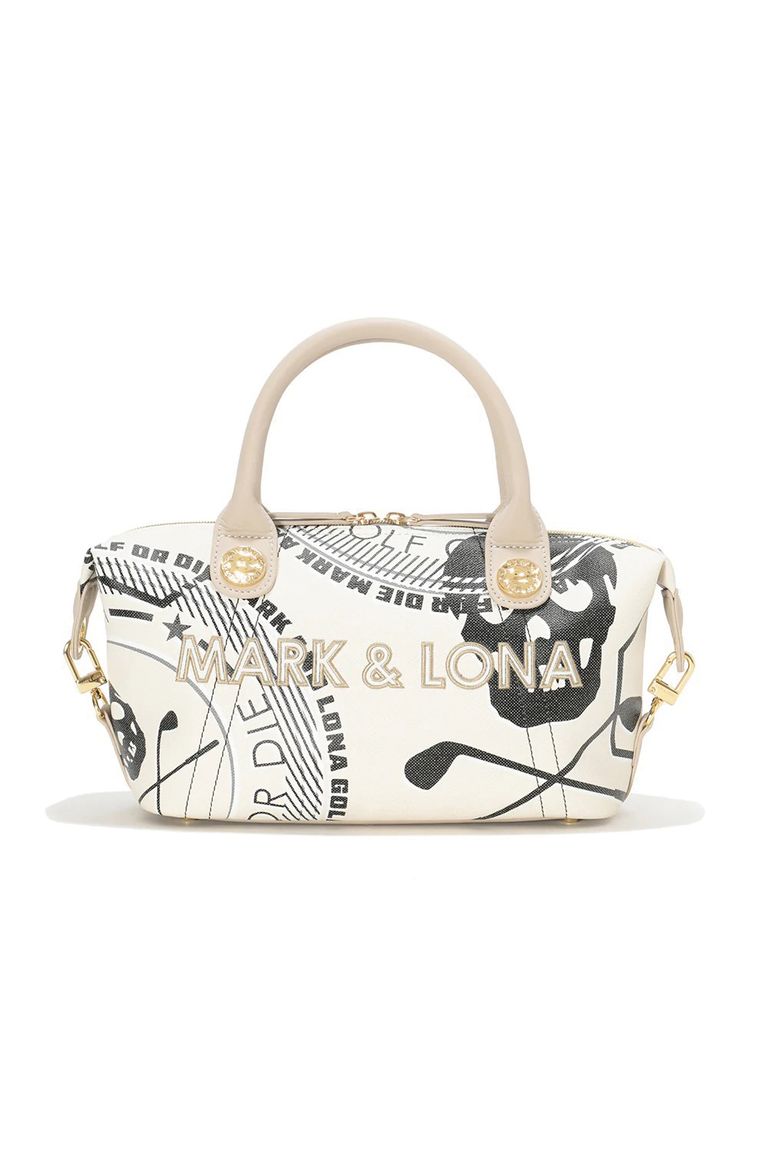 ブランドシグニチャーである「アイアンスカル」ロゴを大胆にあしらいました。
ゴルフやちょっとしたお出かけに活躍する、今シーズンの代表的なアイコニックなアイテムです。