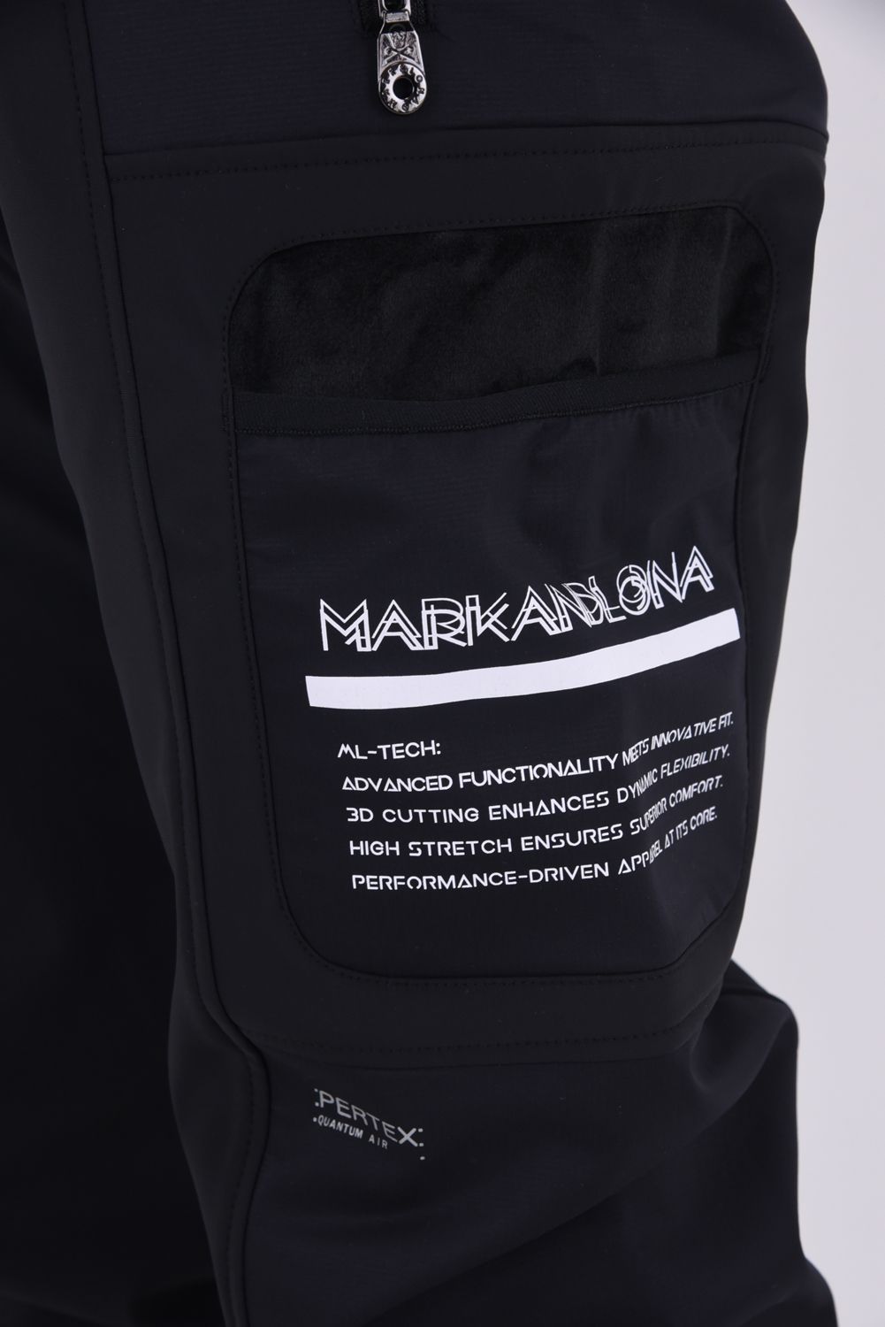 【2025AW】 PRIMAL AIR HYBRID PANTS / PERTEX®ナイロン リフレクタープリント ハイブリッドロングパンツ (ブラック）