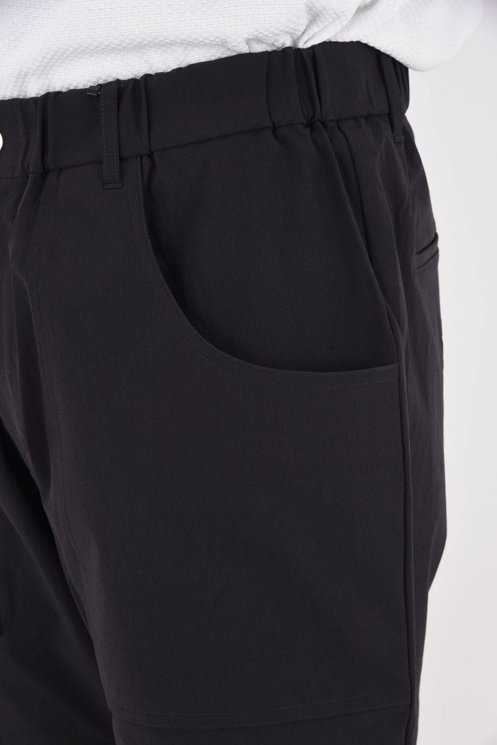 MAKANI SHORTS / 4WAYストレッチ ベイカーショーツ (ブラック)