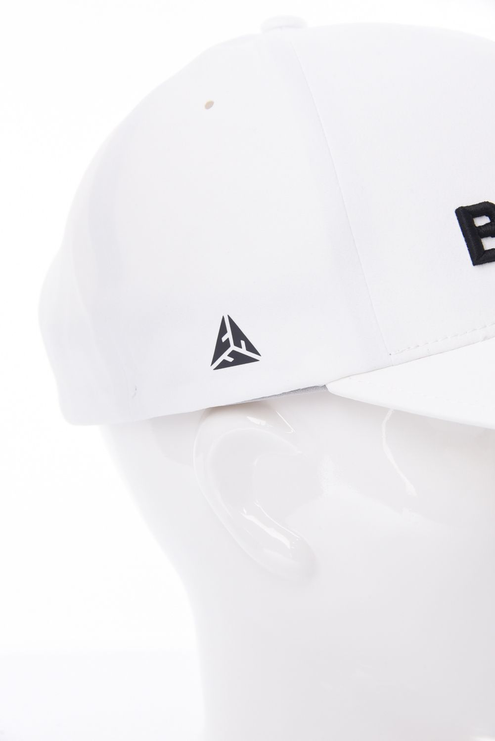 【期間限定ポイント10倍】3D LOGO SPORTS CAP / 3D ロゴ刺繍 スポーツキャップ (ホワイト)