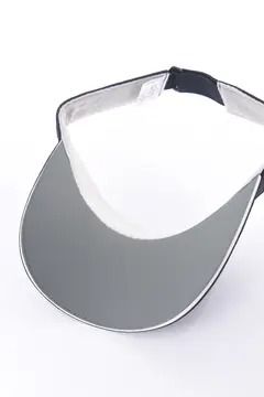 【26AW】 KIX3 BASIC LOGO VISOR / ブランドロゴ刺繡 サンバイザー (ブラック/ホワイト)