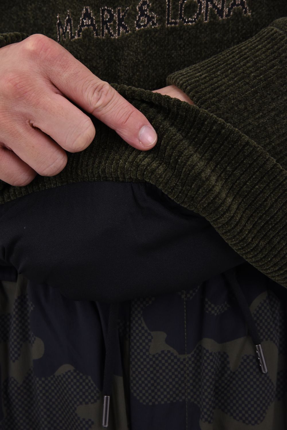 【26AW】 ACE CLUB CHENILLE KNIT / トランプモチーフ モールヤーン クルーネックニット (カーキ)