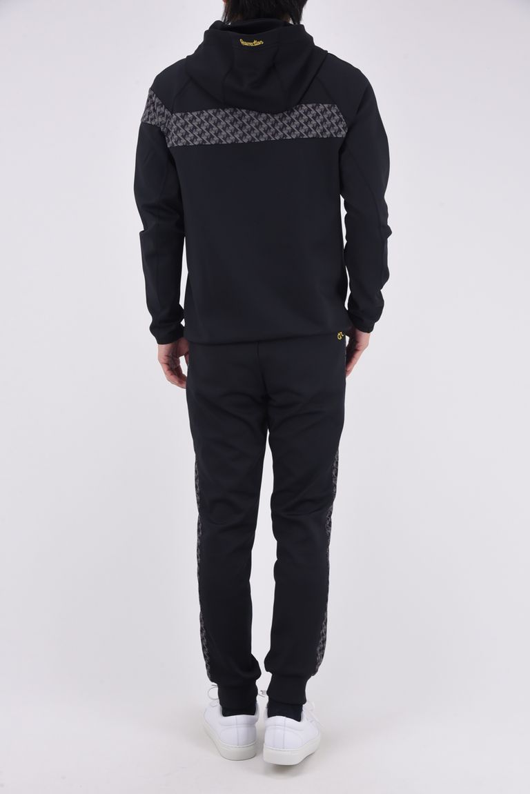 ※パーカーは別売りとなります。