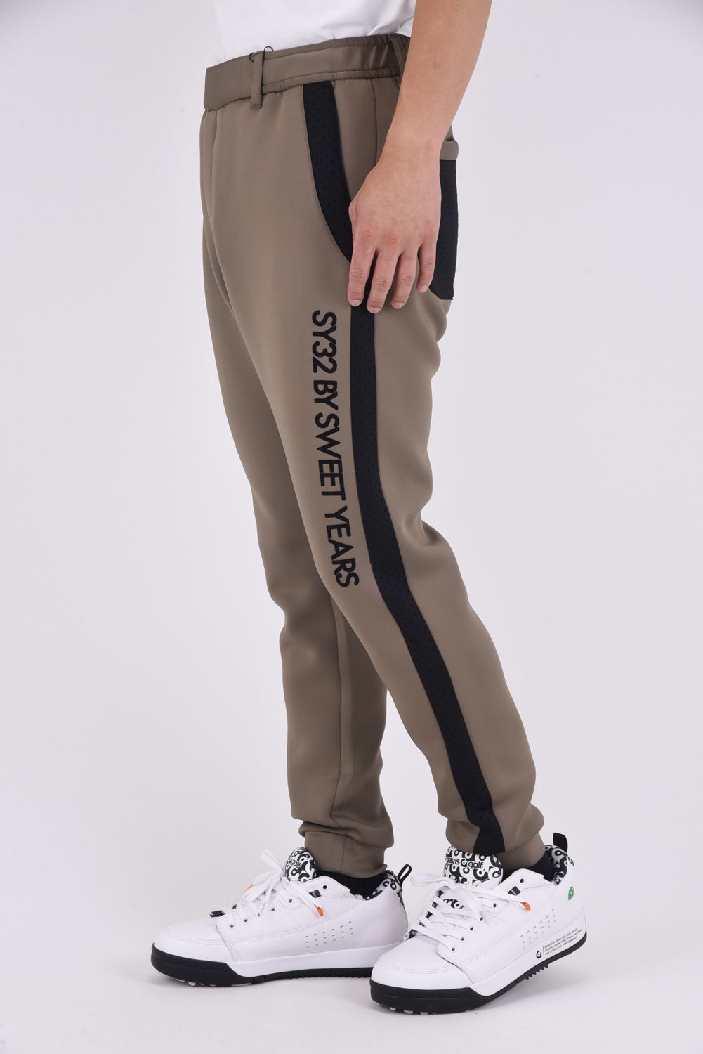 【25AW】 CARDBOARD SIDE LINE PANTS / ストレッチダンボール サイドラインパンツ (ブラウン)