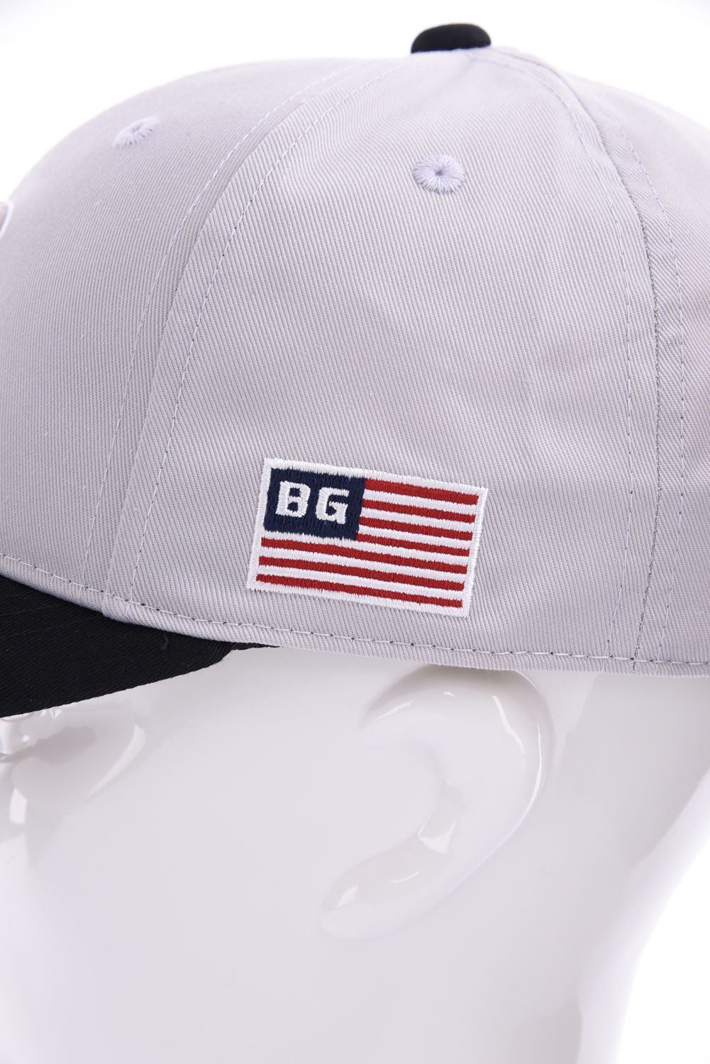 【26AW】 MEN’S 2-TONE INITIAL CAP / バイカラー ブランドイニシャル刺繍 キャップ (ライトグレー)