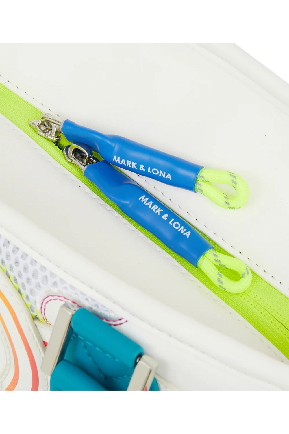 【26SS】 NITRO CAMO PANELED CART BAG / メッシュ生地 マルチカラー パッチワーク 2WAYカートバッグ (ホワイト)