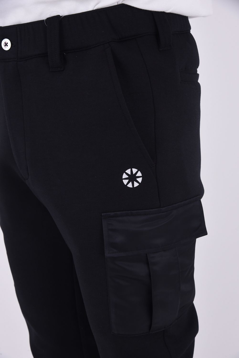 NYLON POCKET CARGO PANTS / ダンボール素材 リブ カーゴパンツ (ブラック)