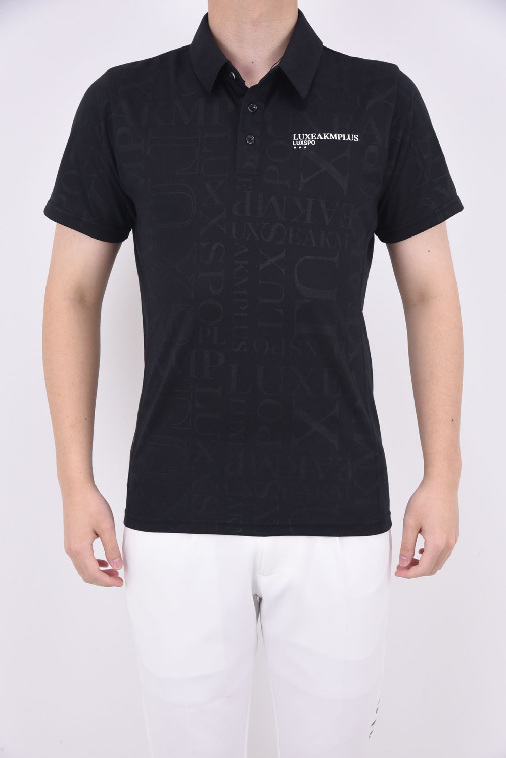 LUXEAKMPLUS - EMBOSSED PRINT POLO SHIRTS / ロゴパターン 半袖