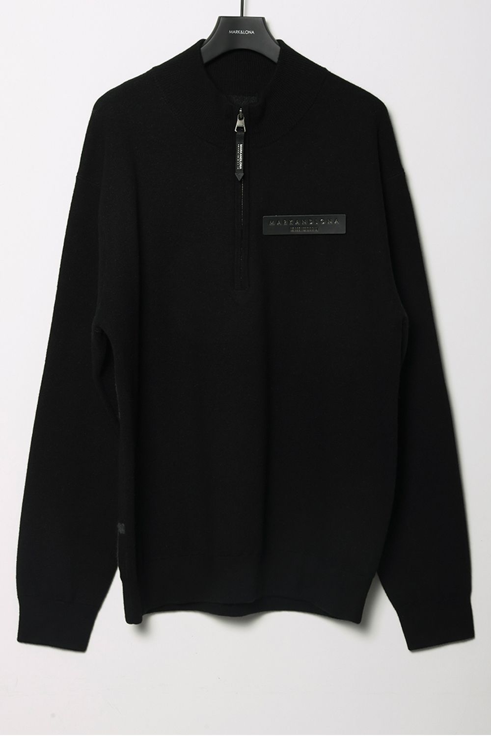 MARK&LONA - 【CODE COLLECTION】 TEXT LOGO HIGH NECK HALF ZIP KNIT