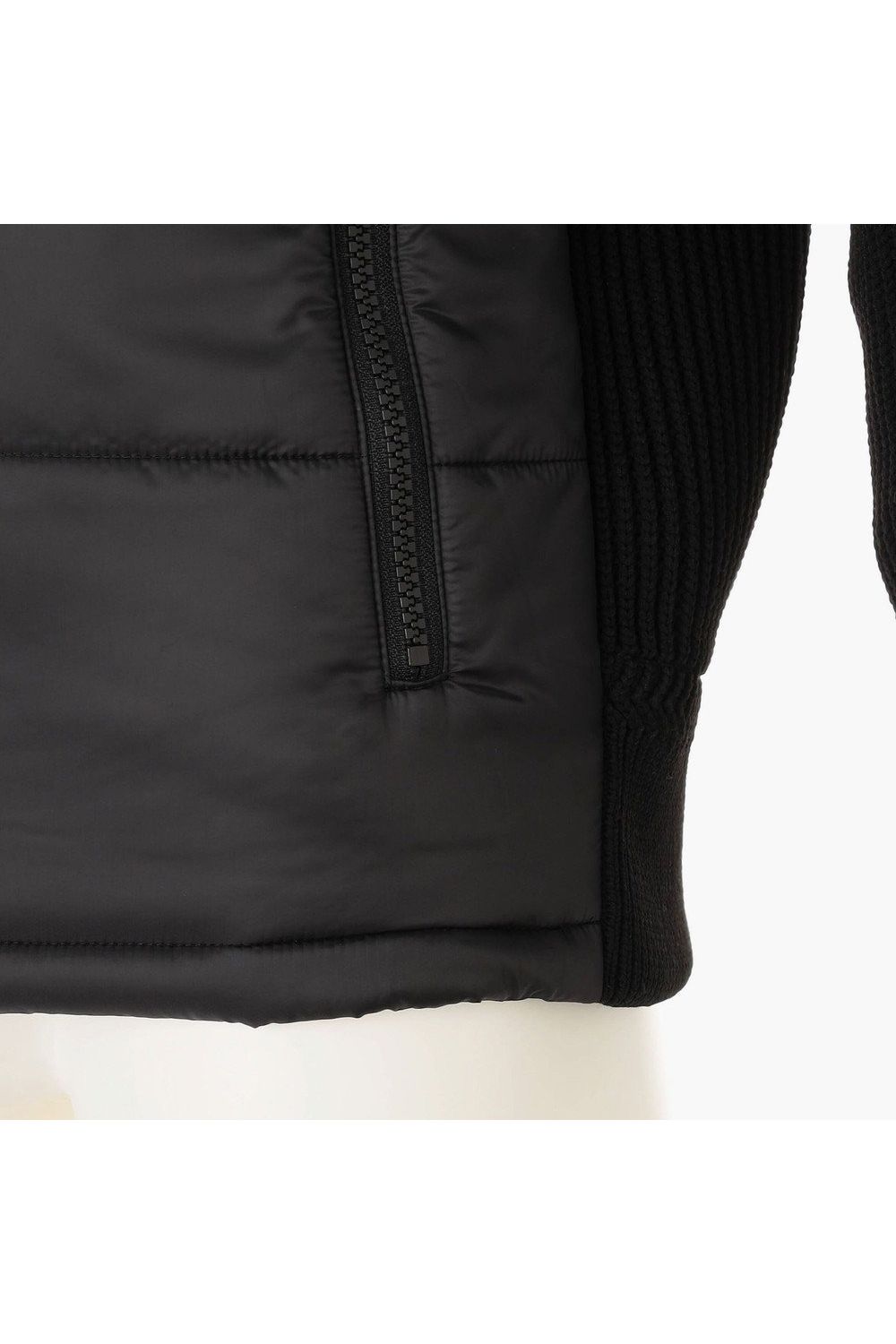 【26AW】 MEN'S WINDBLOCK RIB KNIT PARKA / 畦編みニット&キルティング ハイブリッド中綿パーカー (ブラック)