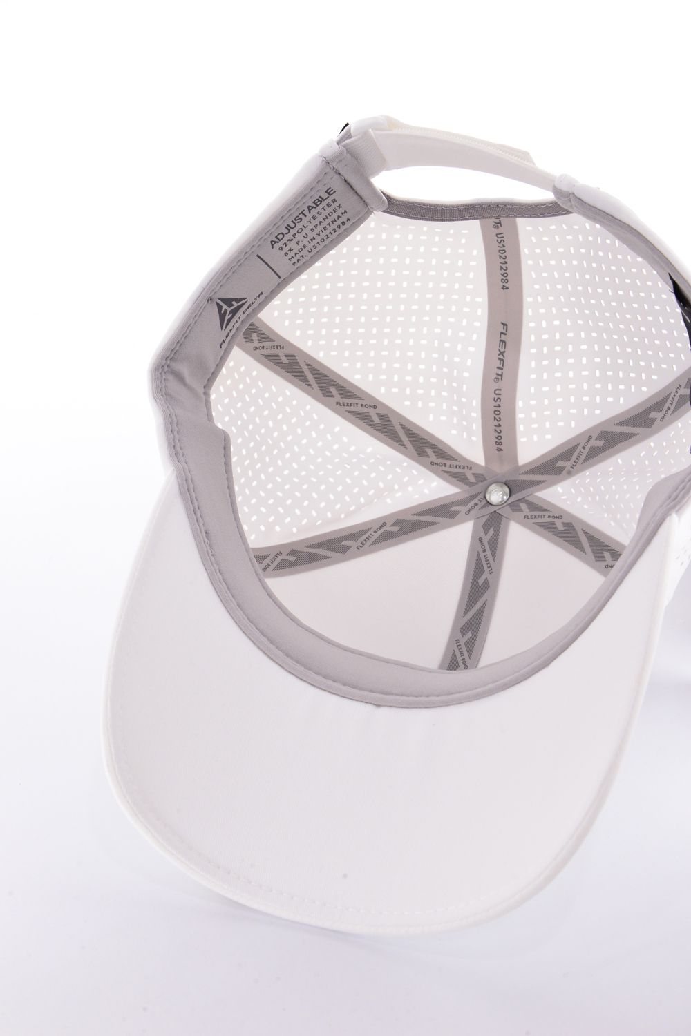 【ポイント10倍】【26SS】 FELT WAPPEN MESH CAP /  フェルトワッペン メッシュ キャップ (ホワイト）