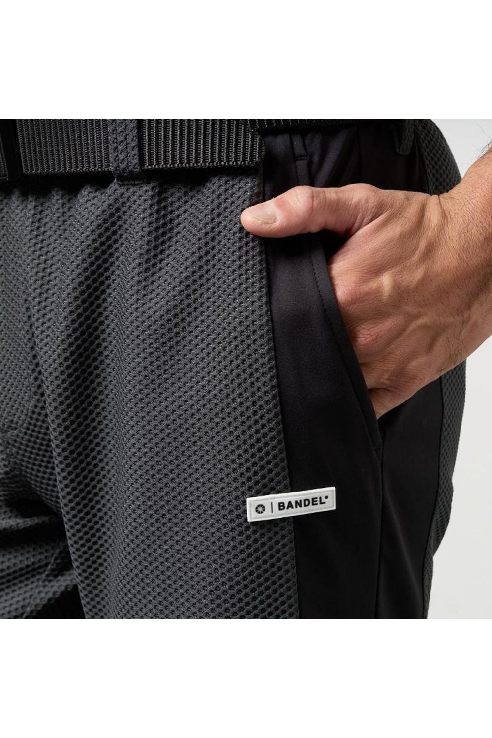 【26SS】 DRY WAFFLE SWITCH HALF PANTS / ドライワッフル サイド切り替え ショートパンツ (チャコールグレー)