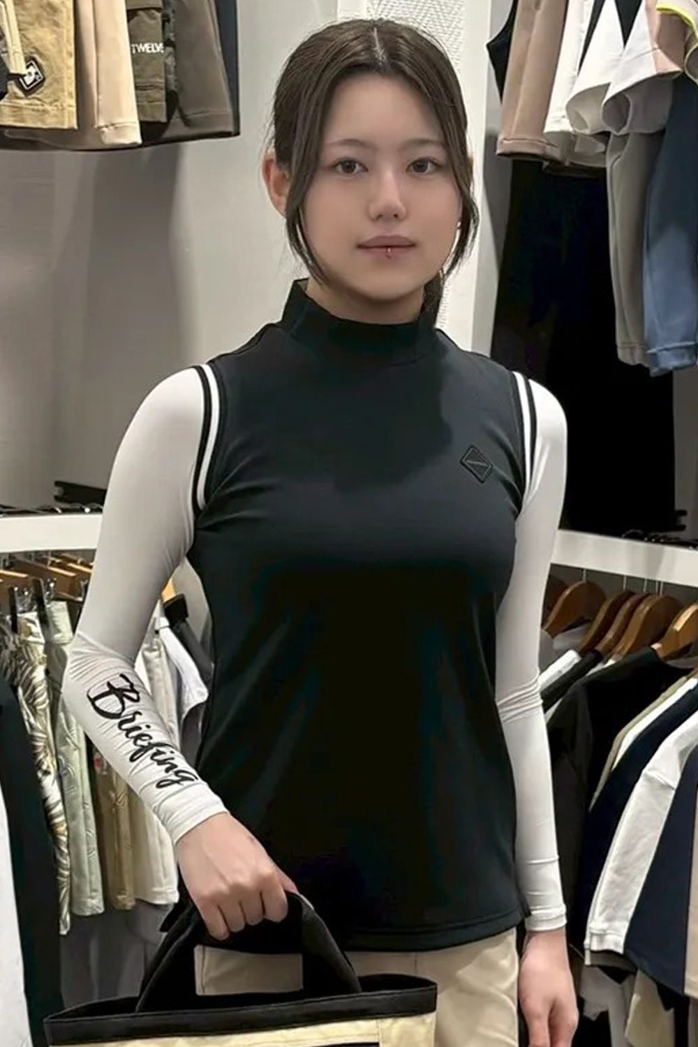 【26SS】【レディース】 WOMEN’S NECK LOGO NS HIGHNECK / ダイヤモンドロゴ ノースリーブ ハイネックトップス (ブラック)