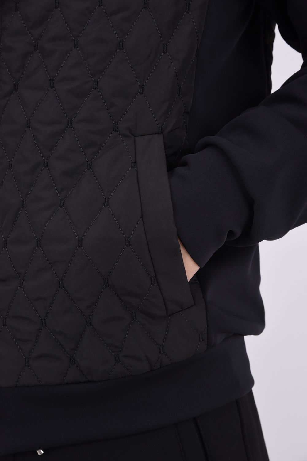 【26AW】 BLOUSON / ダイヤキルティング スリーブデタッチャブル 2WAYブルゾン&ベスト (ブラック)
