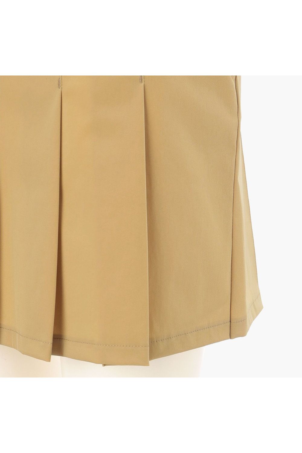 【26SS】【レディース】 WOMEN’S WR NYLON 3D LOGO PLEATED SKIRT / ナイロンストレッチ 3Dロゴ プリーツスカート (ベージュ)